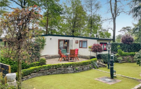 Awesome Home In Beekbergen With Wifi